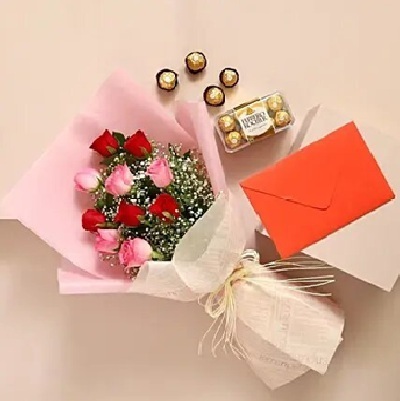 valentine day gifts hampers with roses bouquet
